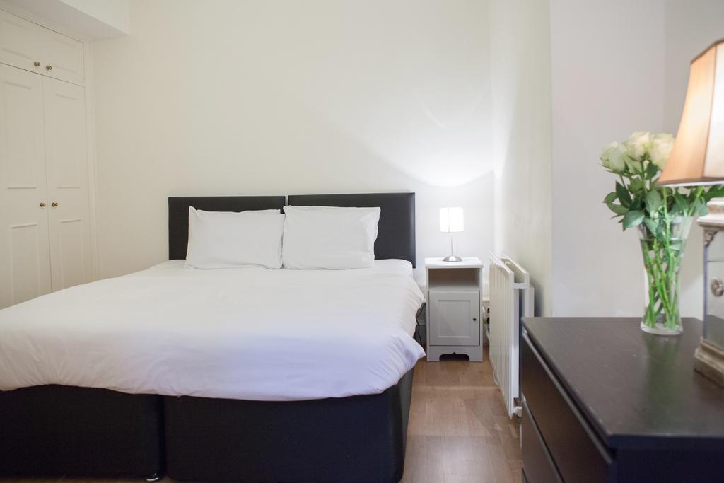 Victoria Station Apartment Лондон Екстериор снимка