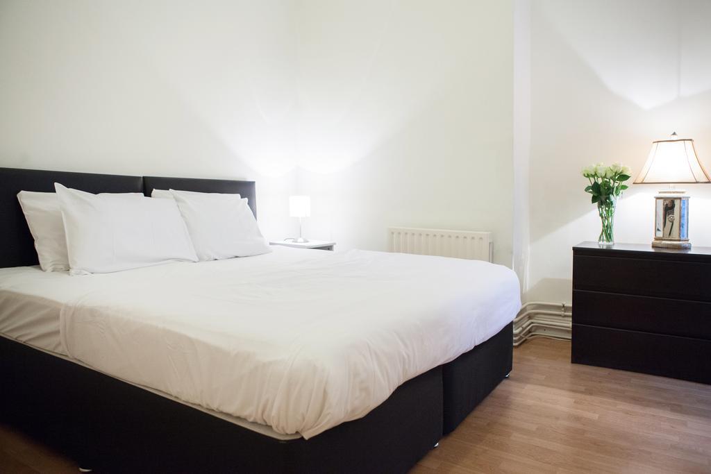 Victoria Station Apartment Лондон Екстериор снимка