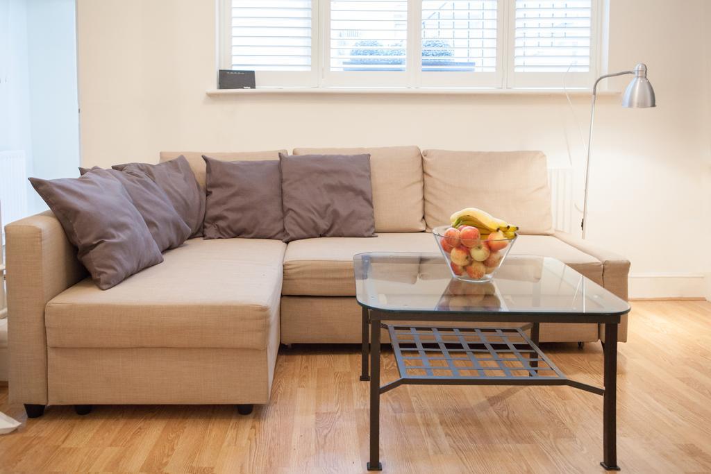 Victoria Station Apartment Лондон Екстериор снимка