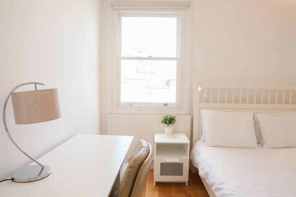 Victoria Station Apartment Лондон Екстериор снимка