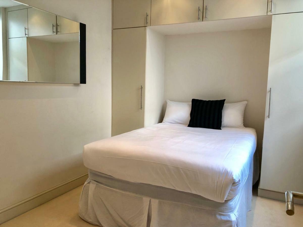 Victoria Station Apartment Лондон Екстериор снимка