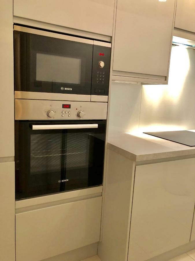 Victoria Station Apartment Лондон Екстериор снимка